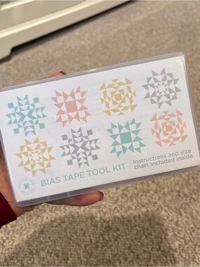 Bias Tape Tool Kit - Mint, Peach, Gray, Yellow - Quilt Accessory